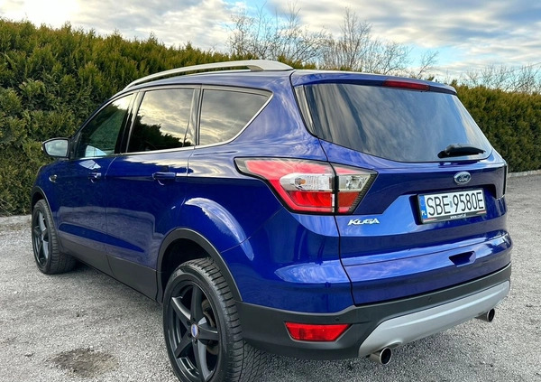 Ford Kuga cena 58000 przebieg: 191000, rok produkcji 2016 z Poręba małe 352